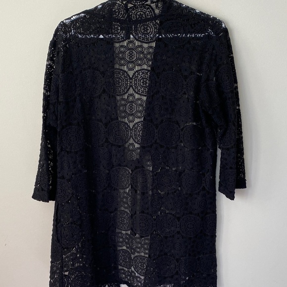Elegant Black Lace Cardigan - Picture 5 of 5